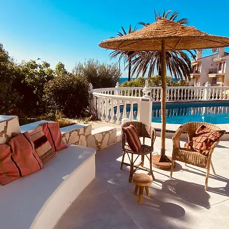 Villa Great Beachside With Private Pool *